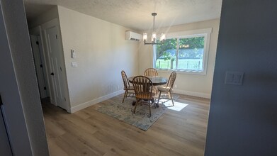 801 Oregon Ave in New Plymouth, ID - Building Photo - Building Photo