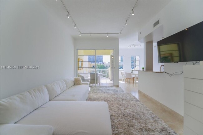 145 Jefferson Ave in Miami Beach, FL - Building Photo - Building Photo