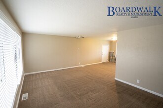 1633 N 400 W in Sunset, UT - Building Photo - Building Photo