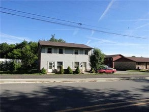 Bank Owned REO: 15 Unit Multi-Family Building in Greencastle, IN - Building Photo - Building Photo