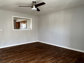 406 S Spinnaker Ln in Milton, DE - Building Photo - Building Photo