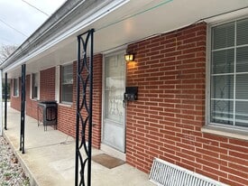 211 N Tompkins St in Shelbyville, IN - Building Photo