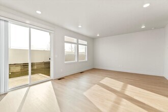 4710 W Riva Capri Ct in Meridian, ID - Building Photo - Building Photo