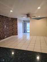 2977 Riverside Dr in Coral Springs, FL - Building Photo - Building Photo