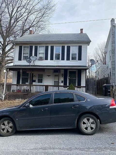 737 Girard St in Harrisburg, PA - Building Photo