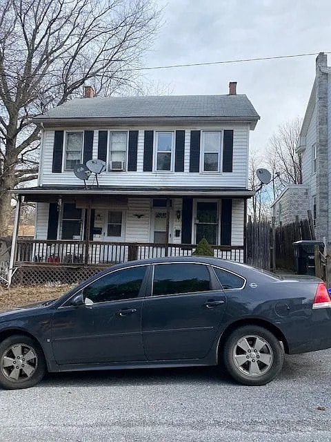 property at 737 Girard St