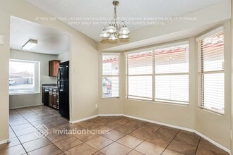 4545 N 67th Ave in Phoenix, AZ - Foto de edificio - Building Photo