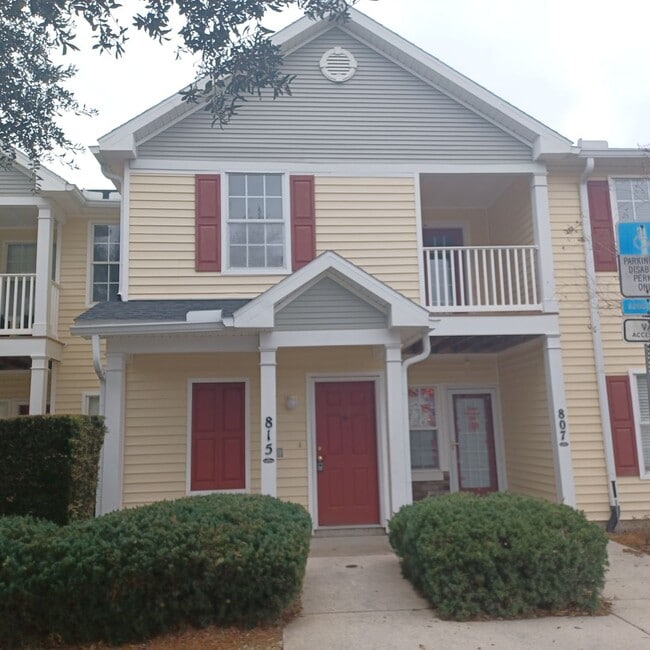 property at 575 Oakleaf Plantation Pkwy