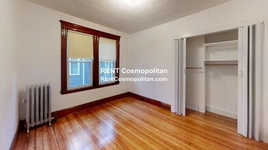 306 Fellsway W, Unit 1 in Medford, MA - Foto de edificio - Building Photo