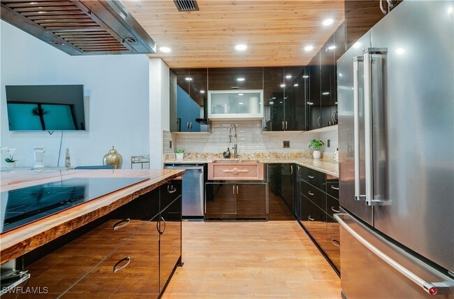 property at 15080 Riverbend Blvd