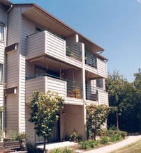 Crescent Terrace Senior Apartments in Sunnyvale, CA - Building Photo - Building Photo