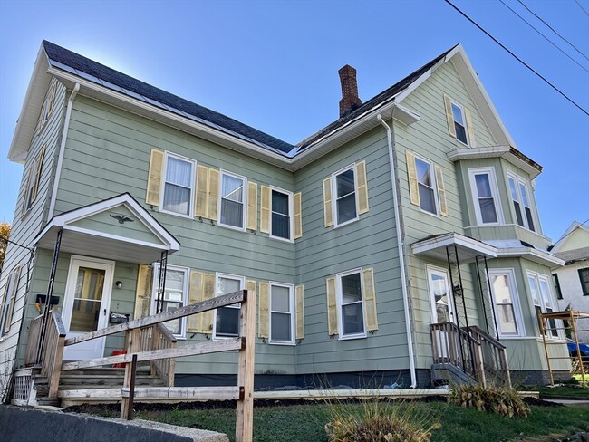 14 Richmond St in Gardner, MA - Building Photo - Building Photo