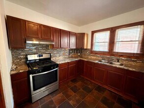 215 N Woodland Ave in Michigan City, IN - Building Photo - Building Photo