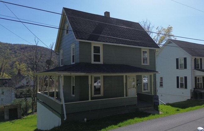 property at 349 E 5th St