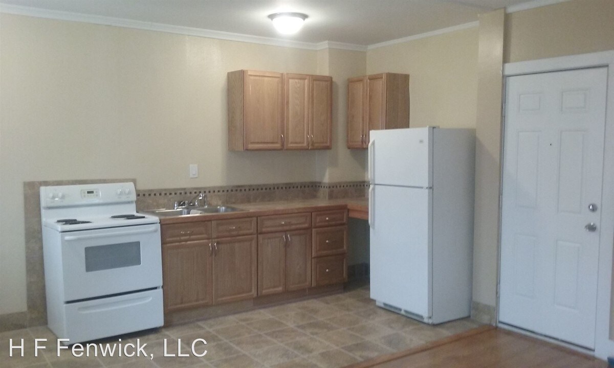 901 Linwood Blvd in Kansas City, MO - Building Photo