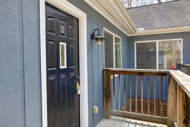 5367 Wayne St in Raleigh, NC - Building Photo - Building Photo