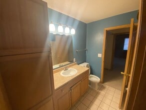 2915 Dakota Park Cir S in Fargo, ND - Building Photo - Building Photo