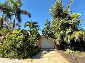 5934 115th Ln N in Seminole, FL - Building Photo - Building Photo