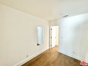 5937 Ranchito Ave in Los Angeles, CA - Building Photo - Building Photo