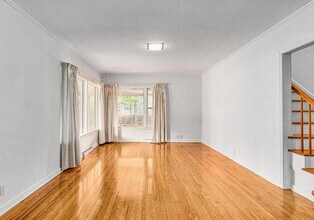 1205 W Oak Ave in Jonesboro, AR - Building Photo - Building Photo