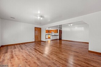 939 Grove St in Elizabeth, NJ - Building Photo - Building Photo