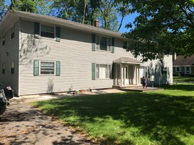 3729-3731 Oakland Dr in Kalamazoo, MI - Building Photo