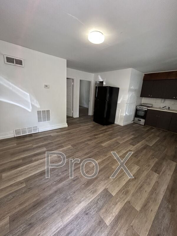 104 W Hudson St in Pittsburg, KS - Building Photo - Building Photo