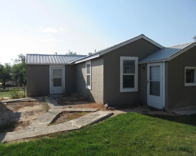 property at 810 Main St