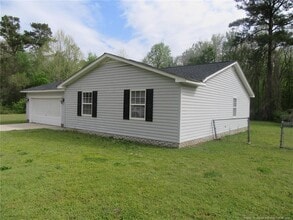 910 Edenwood Dr in Fayetteville, NC - Building Photo - Building Photo