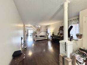 78 Peachwood Crescent in Hamilton, ON - Building Photo - Building Photo