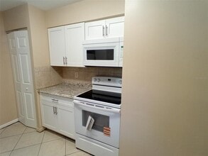 2283 Howland Blvd in Deltona, FL - Building Photo - Building Photo