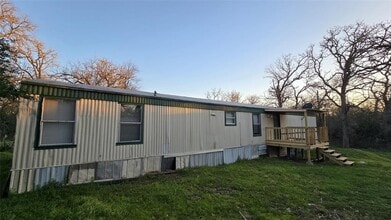 8315 Burleson Manor Rd in Manor, TX - Building Photo - Building Photo