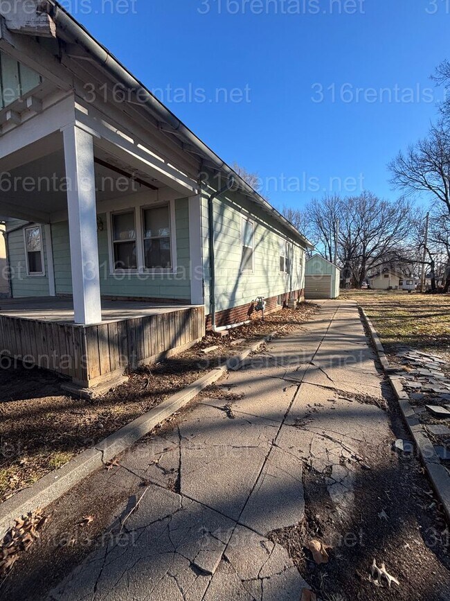 510 N Taylor St in El Dorado, KS - Building Photo - Building Photo
