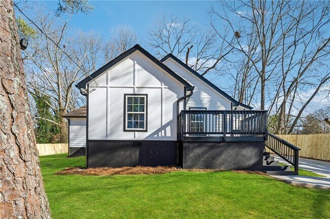 property at 3482 Atlanta St