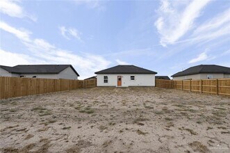 1710 Hope Dr in Mercedes, TX - Building Photo - Building Photo