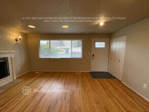 11717 SE 165th St in Renton, WA - Foto de edificio - Building Photo