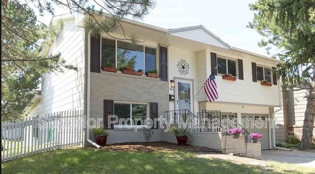 property at 7412 Willshire Blvd