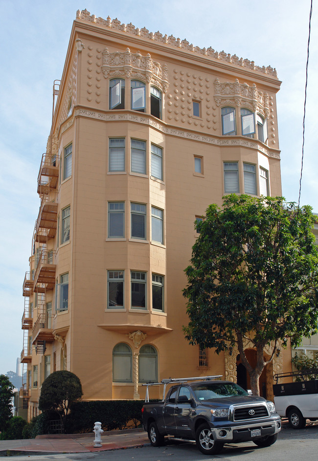 2160 Leavenworth St in San Francisco, CA - Foto de edificio - Building Photo