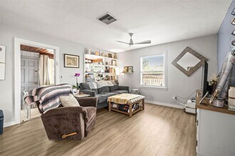 2867 12th Ave N in St. Petersburg, FL - Building Photo - Building Photo