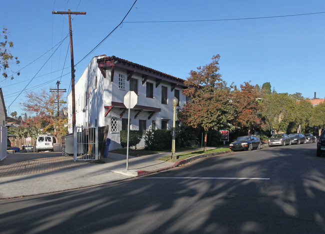 1917 Palmerston Pl in Los Angeles, CA - Building Photo - Building Photo