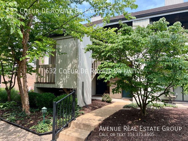 632 Coeur de Royale Dr in St. Louis, MO - Building Photo - Building Photo