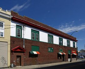 801 W Broad St in Richmond, VA - Building Photo - Building Photo