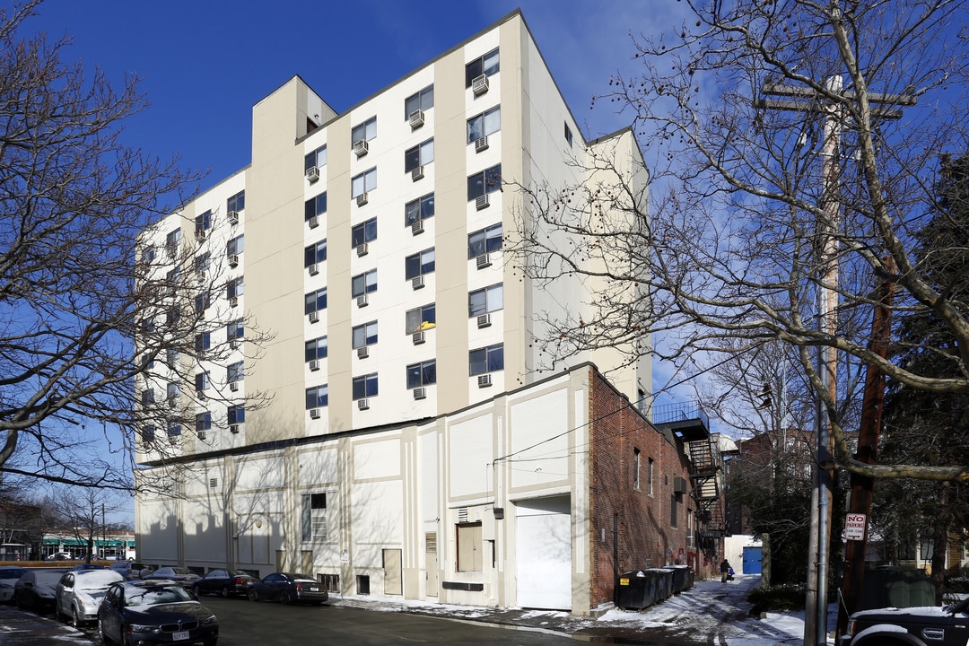 1106-1110 Commonwealth Ave in Boston, MA - Building Photo
