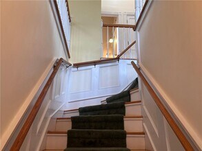 11 Admiral Kalbfus Rd in Newport, RI - Building Photo - Building Photo
