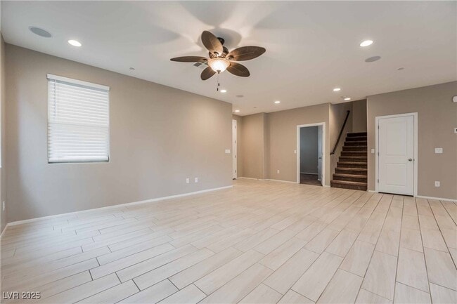 432 Cadence View Way in Henderson, NV - Building Photo - Building Photo