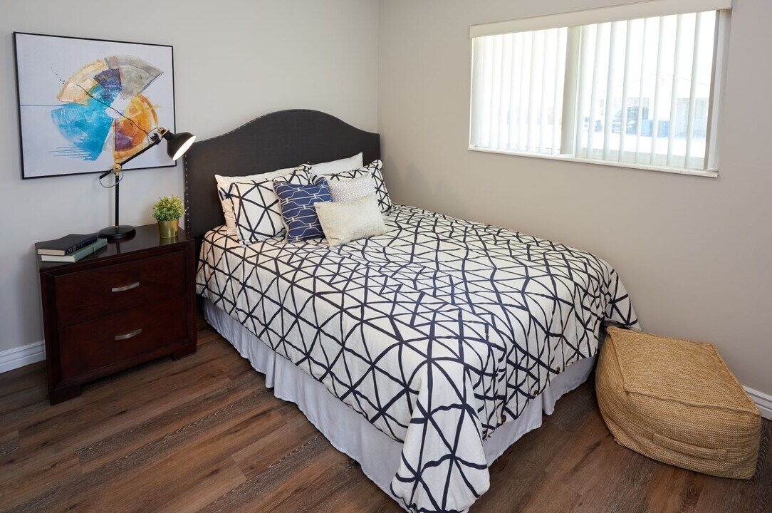 1492 W 2400 S in West Valley City, UT - Building Photo