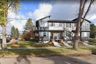 13020-13113 113 Ave NW in Edmonton, AB - Building Photo