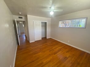 1950 E Simpson Ave in Fresno, CA - Building Photo - Building Photo