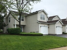 284 Glen Leven Ct in Schaumburg, IL - Building Photo