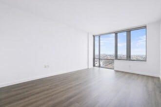 1524 Sheepshead Bay Rd in Brooklyn, NY - Foto de edificio - Building Photo